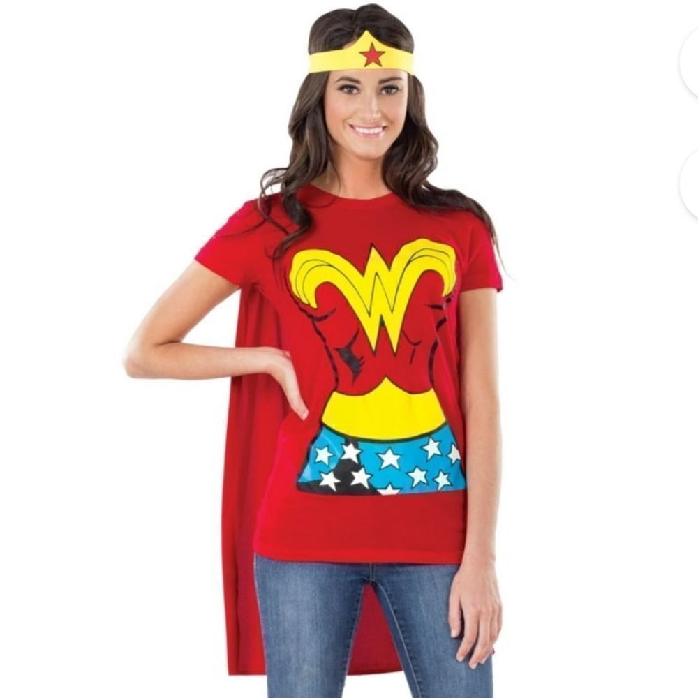 Wonder woman tshirt halloween costume, large